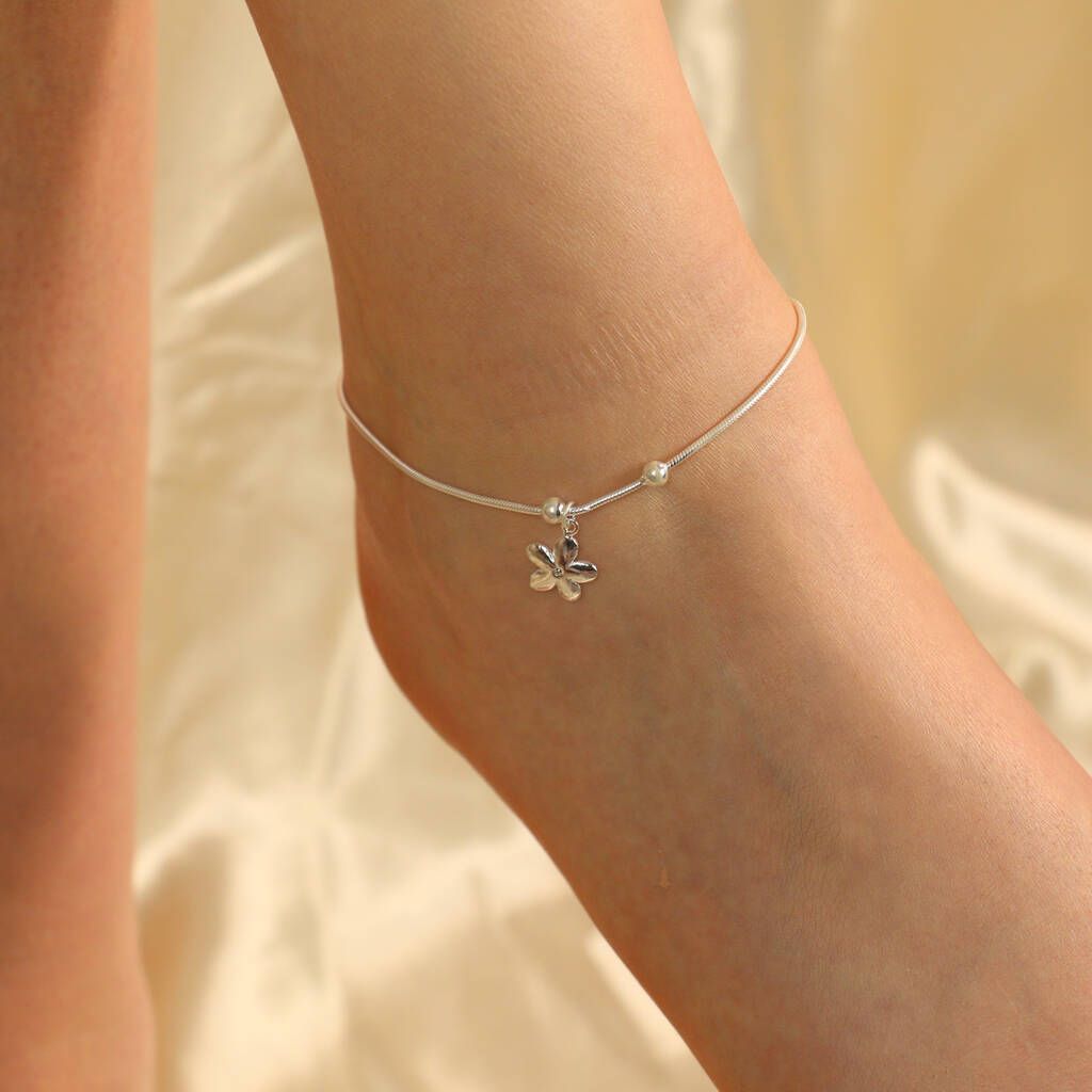 Floral Grace Anklet