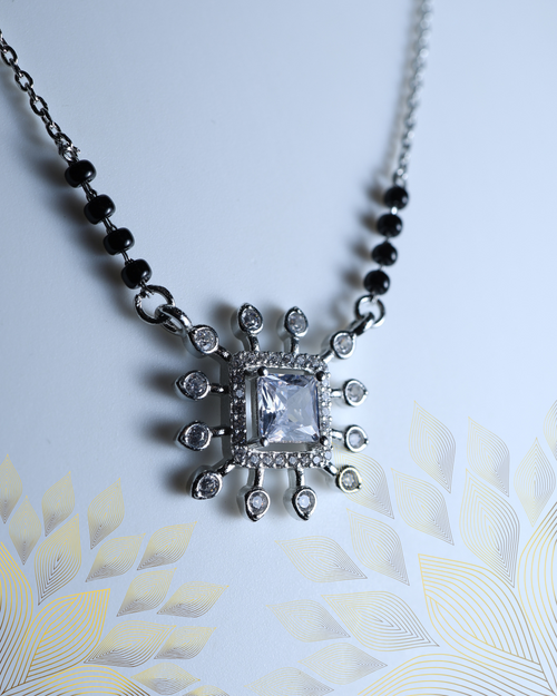 Adityara Mangalsutra